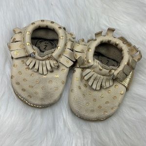 Freshly Picked gold polka dot moccasins size 2